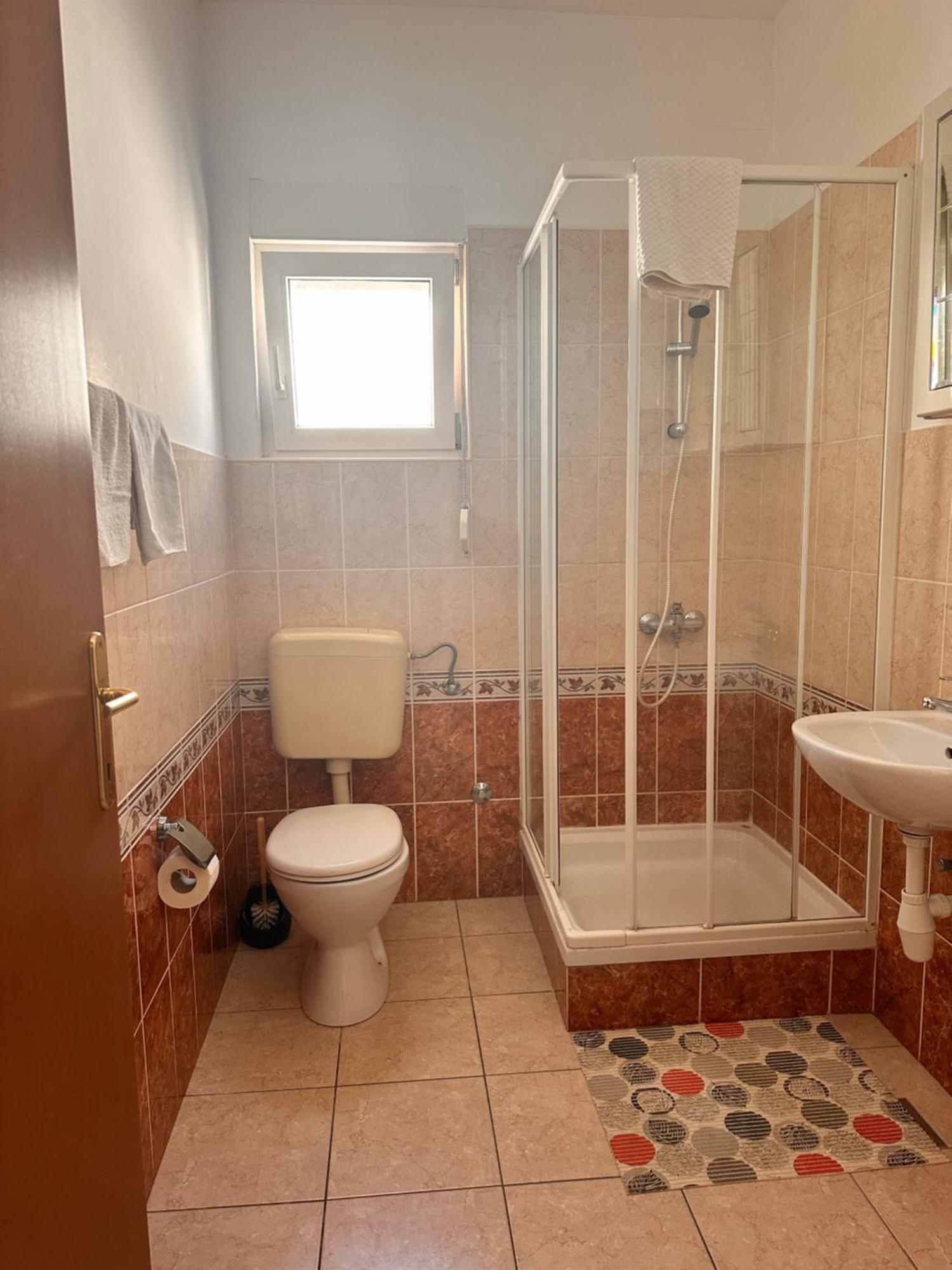 Apartament Perica *